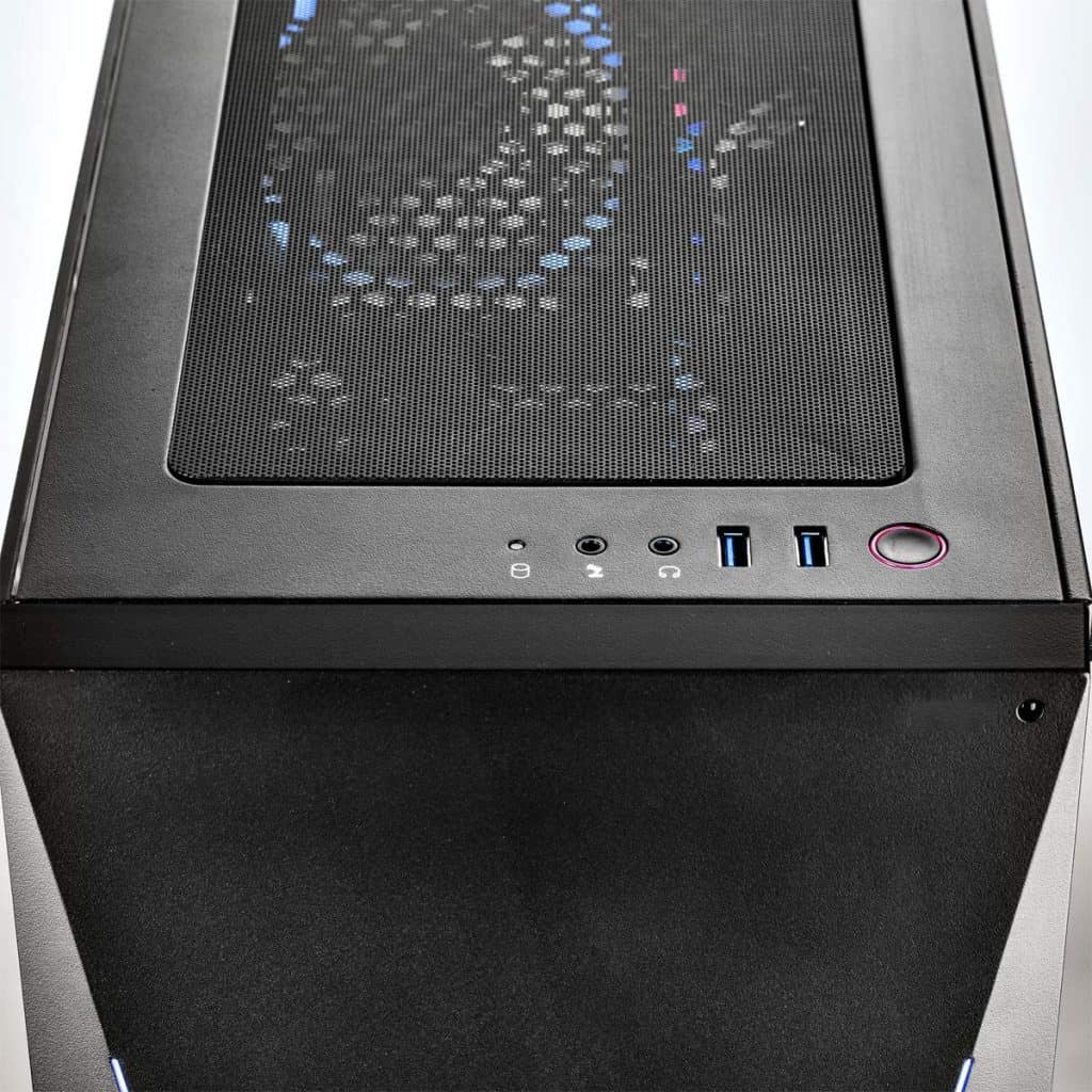 Image shows the front facing port system of the iBuyPower Pro Trace 9240 desktop