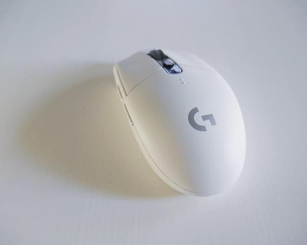 A white wireless mouse